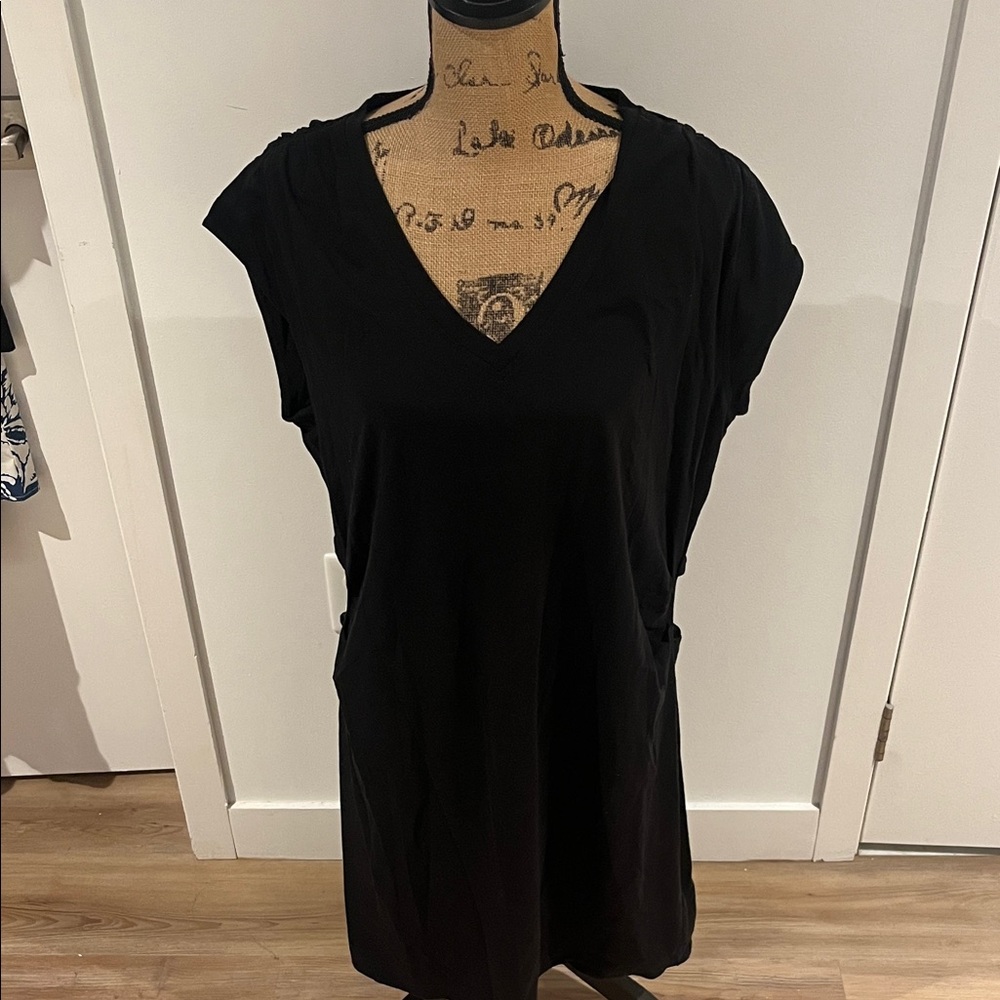 Athleta black side touched t shirt dress - Picture 2 of 6